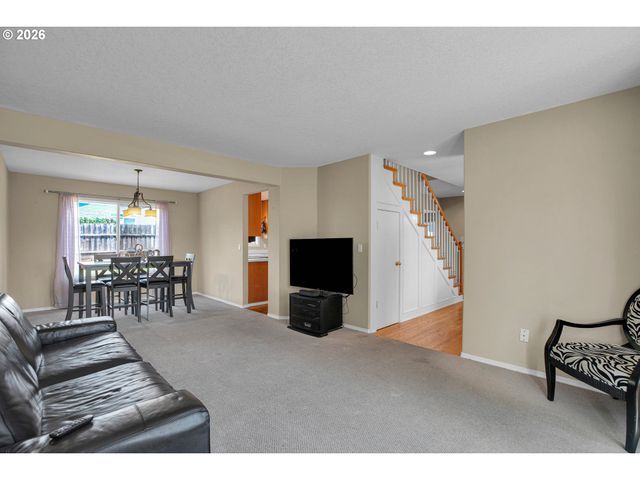 13415 GERBER WOODS Dr, Oregon City, OR 97045