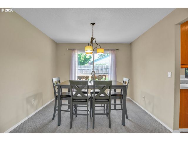 13415 GERBER WOODS Dr, Oregon City, OR 97045