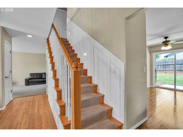 13415 GERBER WOODS Dr, Oregon City, OR 97045