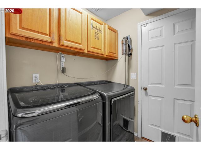 13415 GERBER WOODS Dr, Oregon City, OR 97045