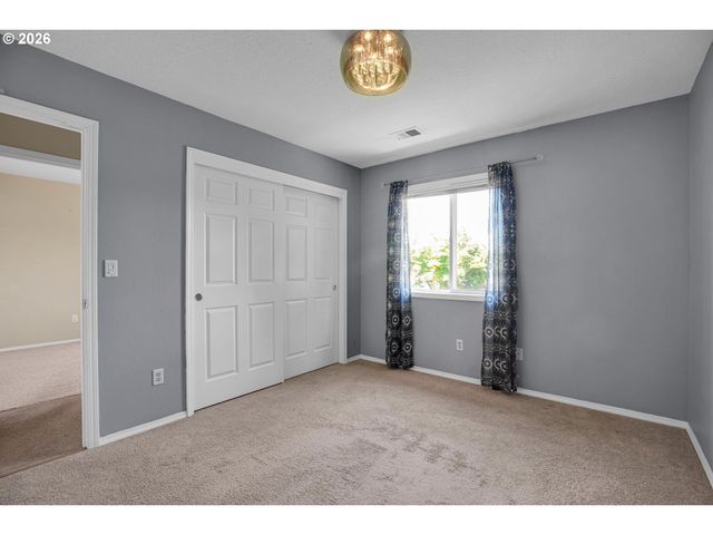 13415 GERBER WOODS Dr, Oregon City, OR 97045