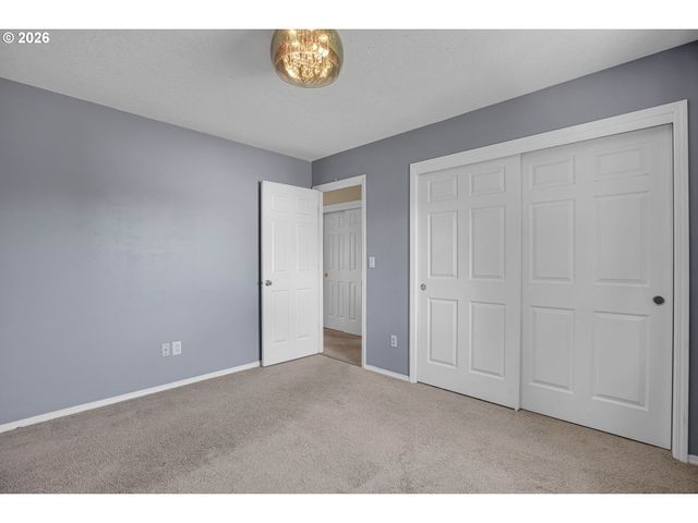 13415 GERBER WOODS Dr, Oregon City, OR 97045
