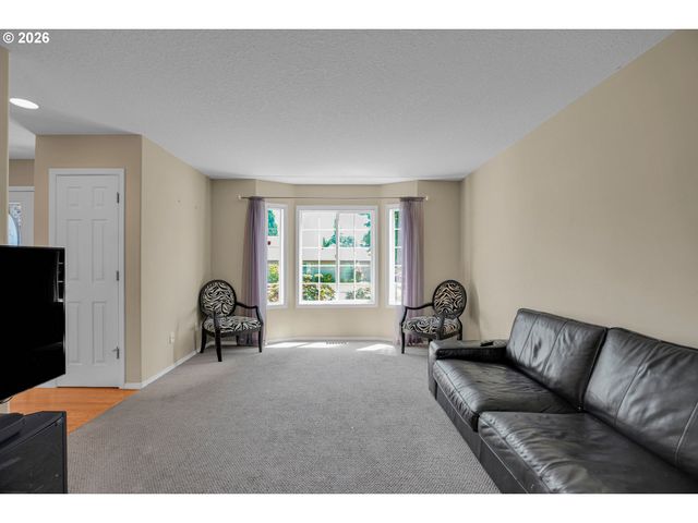13415 GERBER WOODS Dr, Oregon City, OR 97045