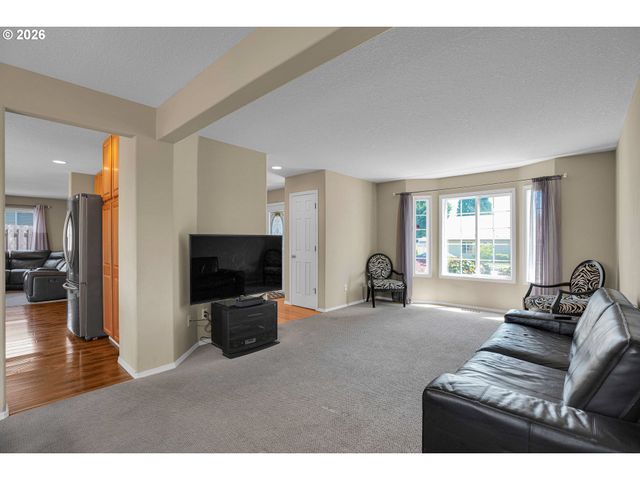 13415 GERBER WOODS Dr, Oregon City, OR 97045
