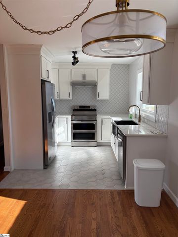 102 Muse Circle, Greer, SC 29651