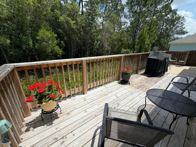 228 Sweet Blossom Bend, Freeport, FL 32439