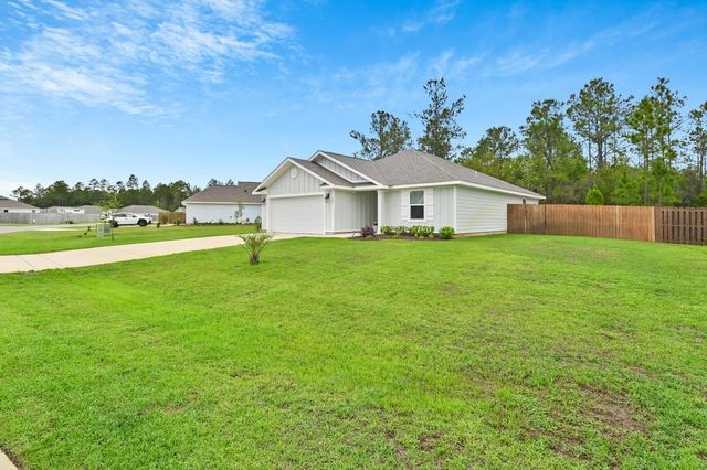 228 Sweet Blossom Bend, Freeport, FL 32439