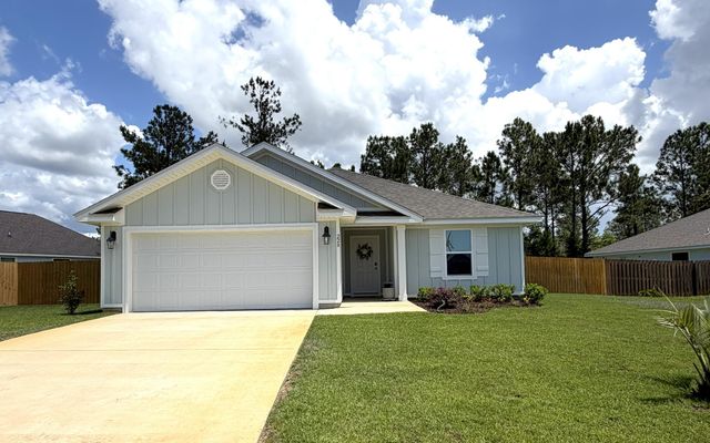 228 Sweet Blossom Bend, Freeport, FL 32439