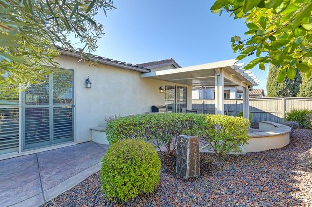 2217 Ryedale Ln, Sacramento, CA 95835