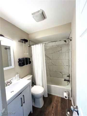 3825 Marlamont Way, Weirton, WV 26062