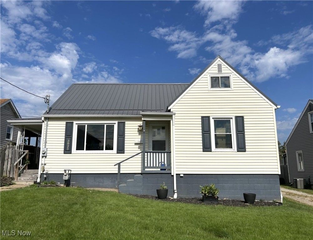 3825 Marlamont Way, Weirton, WV 26062