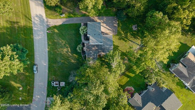 1938 Cardinal Harbour Rd, Prospect, KY 40059