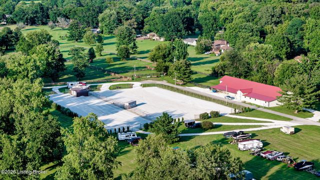1938 Cardinal Harbour Rd, Prospect, KY 40059