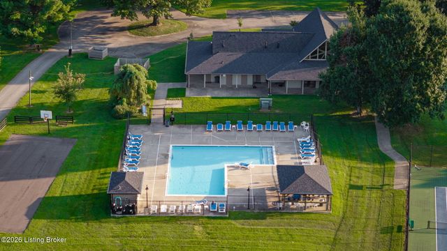 1938 Cardinal Harbour Rd, Prospect, KY 40059