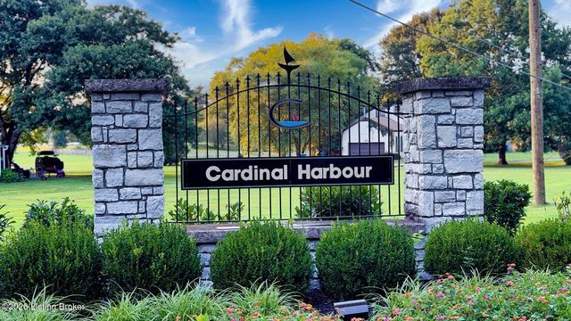 1938 Cardinal Harbour Rd, Prospect, KY 40059