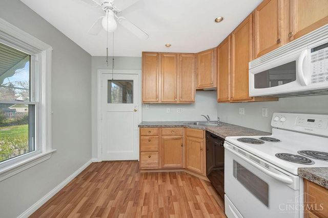 62 Laurel Avenue, Springfield Twp., OH 45216