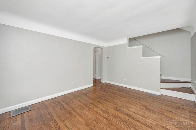 62 Laurel Avenue, Springfield Twp., OH 45216