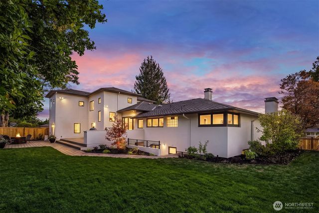 3204 72nd Avenue SE, Mercer Island, WA 98040