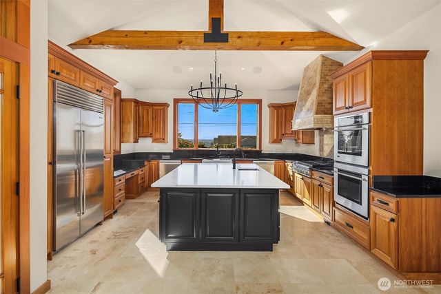 3204 72nd Avenue SE, Mercer Island, WA 98040