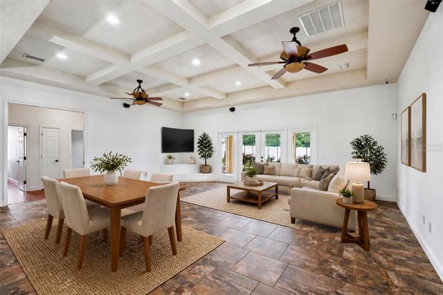 1113 MYRTLE BREEZES CT, Fruitland Park, FL 34731