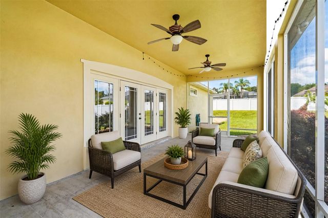 1113 MYRTLE BREEZES CT, Fruitland Park, FL 34731