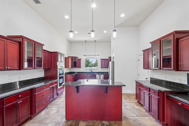 1113 MYRTLE BREEZES CT, Fruitland Park, FL 34731