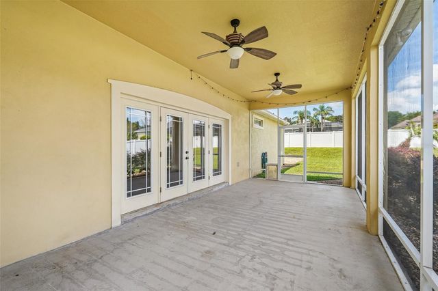 1113 MYRTLE BREEZES CT, Fruitland Park, FL 34731