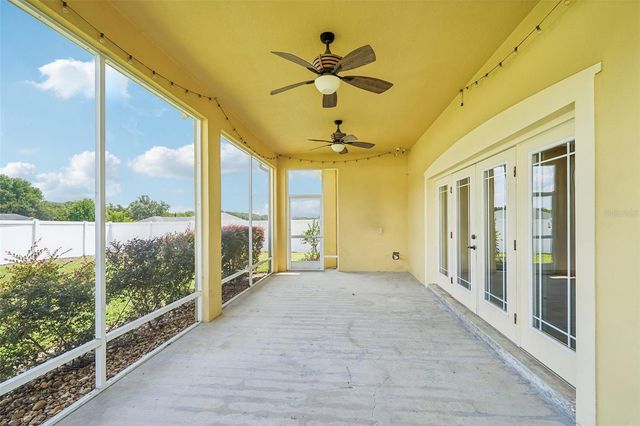 1113 MYRTLE BREEZES CT, Fruitland Park, FL 34731