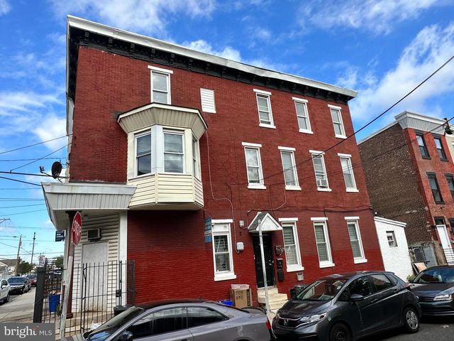 1811 W MONTGOMERY AVE, Philadelphia, PA 19121