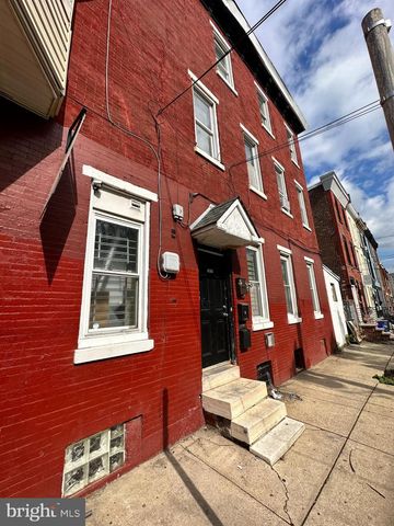 1811 W MONTGOMERY AVE, Philadelphia, PA 19121