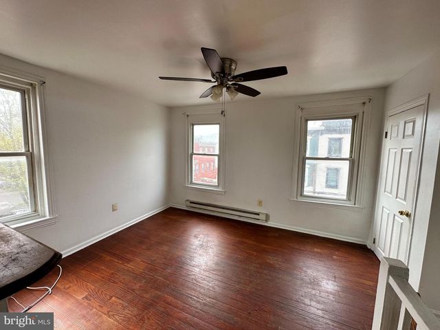 1811 W MONTGOMERY AVE, Philadelphia, PA 19121