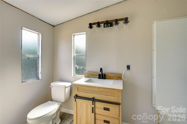 143 W Forest View Lane, Mooresboro, NC 28114
