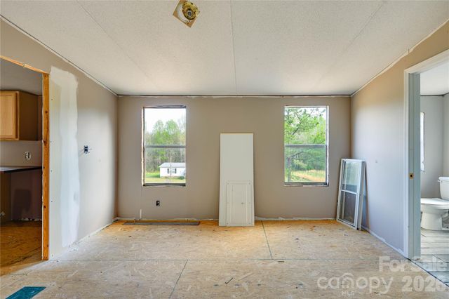 143 W Forest View Lane, Mooresboro, NC 28114