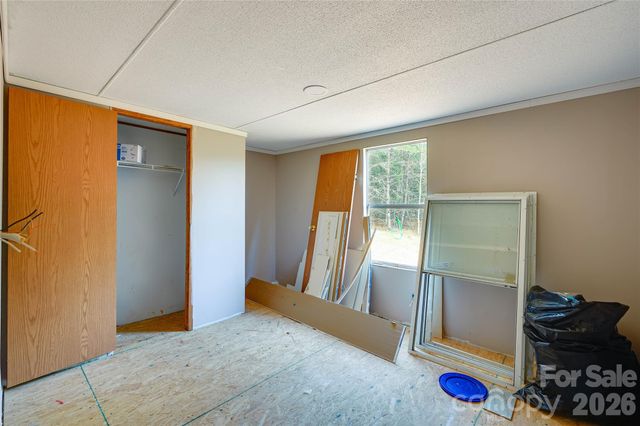 143 W Forest View Lane, Mooresboro, NC 28114