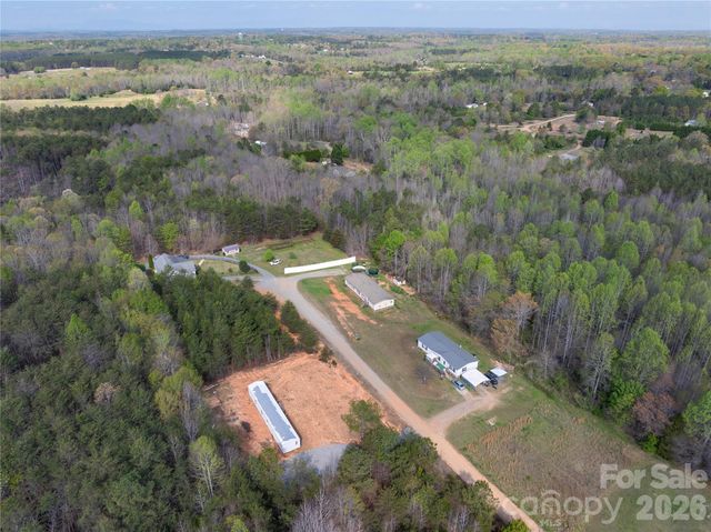 143 W Forest View Lane, Mooresboro, NC 28114