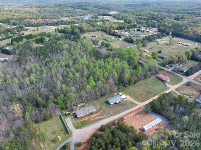 143 W Forest View Lane, Mooresboro, NC 28114