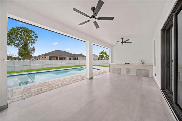 224 Chiquita Boulevard N, Cape Coral, FL 33993