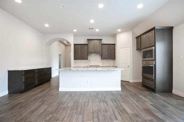 28203 Checker Bend Lane, Spring, TX 77386