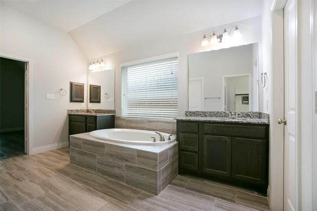 28203 Checker Bend Lane, Spring, TX 77386