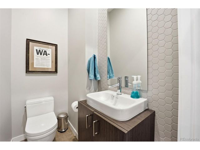 2415 S Williams St, Denver, CO 80210