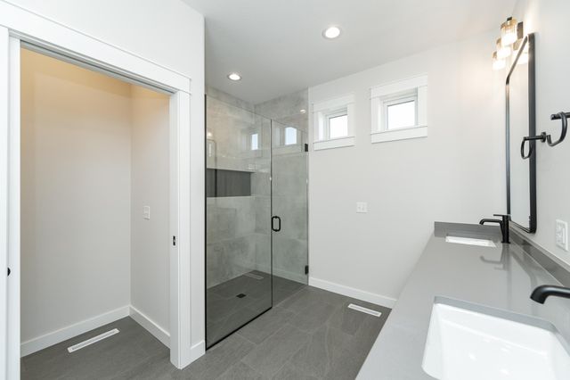 6653 Morgan Drive NW, Byron, MN 55920