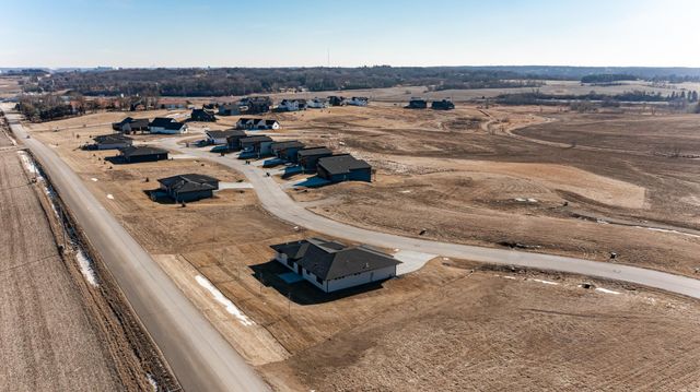 6653 Morgan Drive NW, Byron, MN 55920