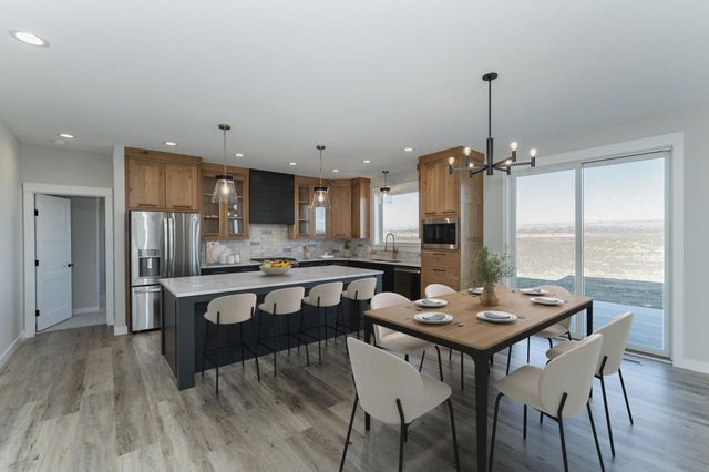 6653 Morgan Drive NW, Byron, MN 55920