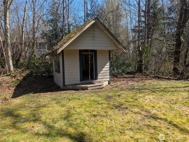24421 Terrace Place, Black Diamond, WA 98010