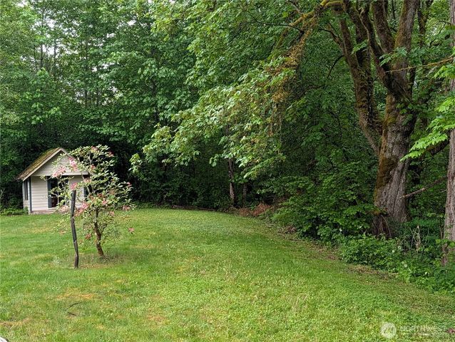 24421 Terrace Place, Black Diamond, WA 98010