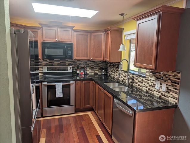 24421 Terrace Place, Black Diamond, WA 98010