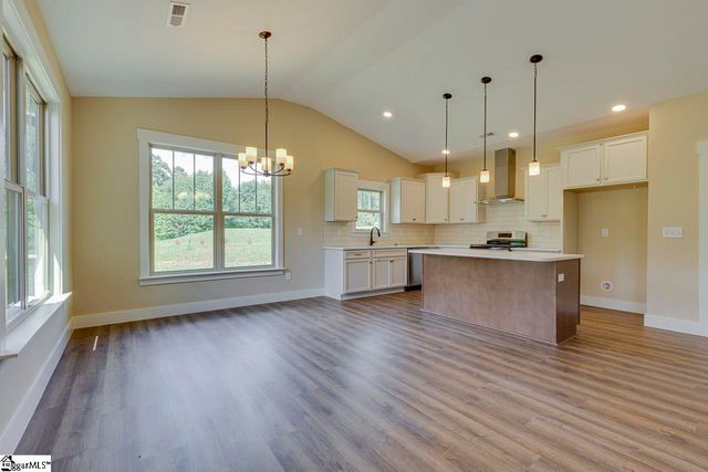 4919 Jug Factory Road, Campobello, SC 29322