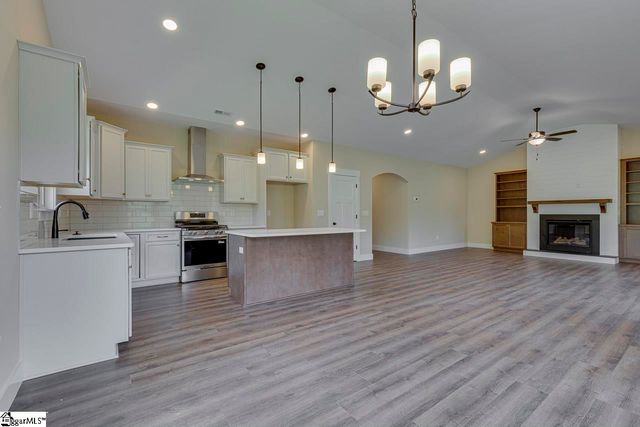 4919 Jug Factory Road, Campobello, SC 29322