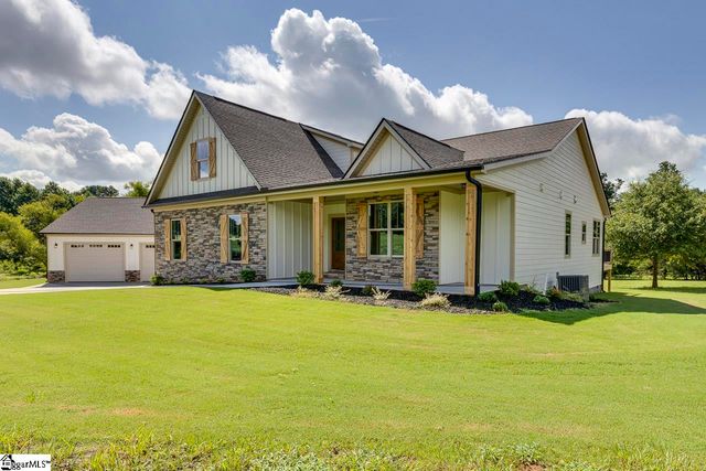 4919 Jug Factory Road, Campobello, SC 29322
