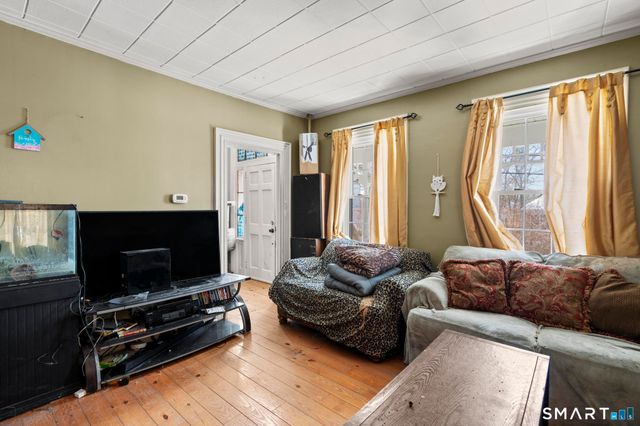 121 Cedar Street, Norwich, CT 06360